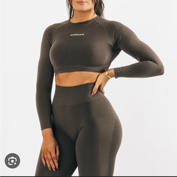 Alphalete Amplify Legging Mocha - Picture 2 of 3